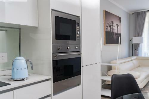 Ellips Waterfall Apartment