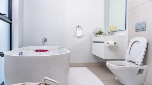 Ellips Waterfall Apartment