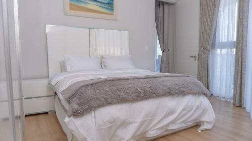 Ellips Waterfall Apartment