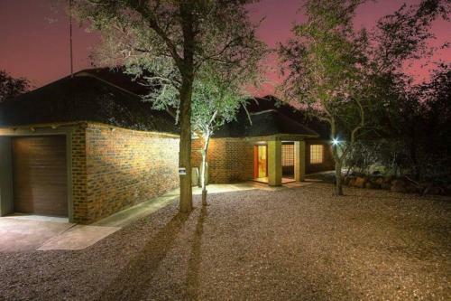 Villa Starling Manor - Marloth Park