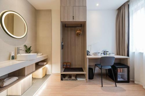 Atour Light Hotel Nantong West Youth Road