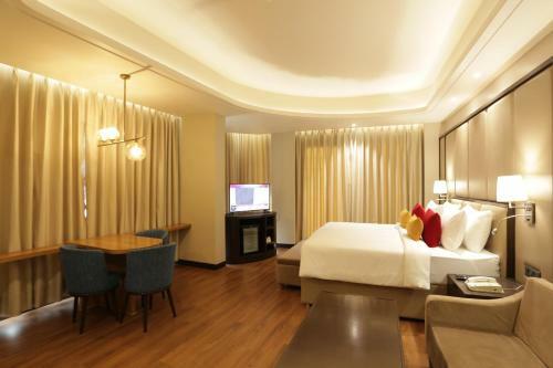 Hotel The Vaishno Devi Sarovar Portico