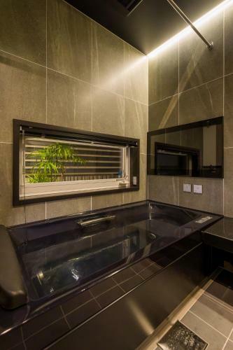 J1 Wellness - Vacation Stay 62605v