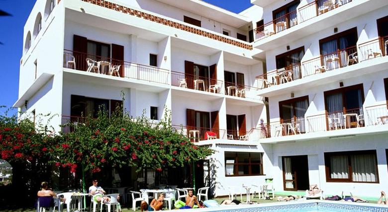Anibal Hostal