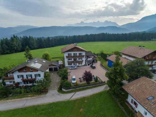 Hostal Pension Villa Mahlknecht