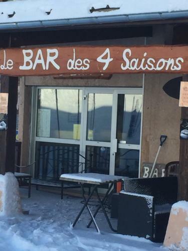 Hotel H�tel Les 4 Saisons