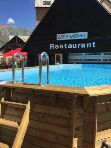 Hotel H�tel Les 4 Saisons