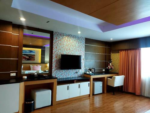 Hotel Mbi Resort Danok