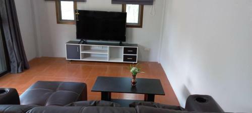 Lanta Maikaew Villa