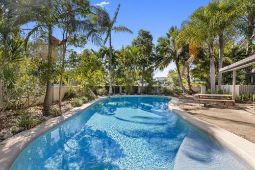 Apartamento Stylish Townhouse, Private Courtyard Walk To Beach
