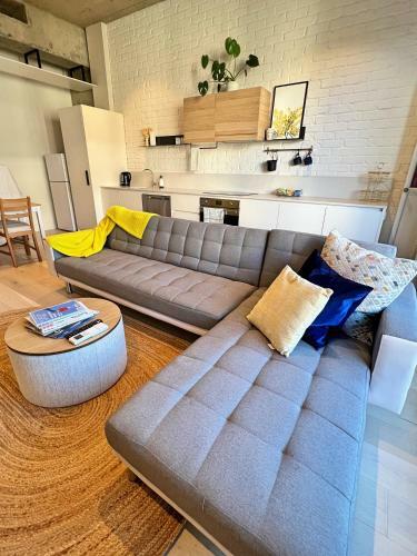 Apartamento Industrial Yet Modern, 1bd 1bth Apt - Woden