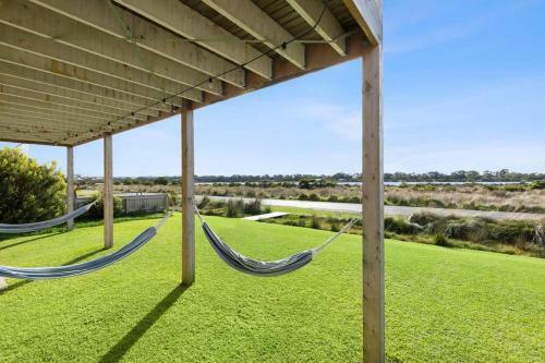 Waterview- Queenscliff, Bay Views, Pet Friendly