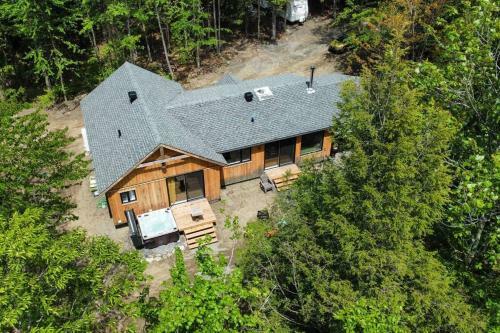 Chalet Deschamps- Spa- Chien Accept�- Nature- Estrie