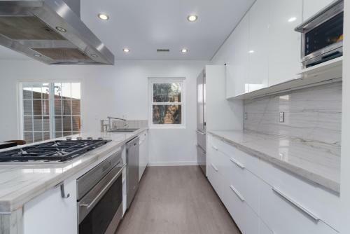 Impeccable Home Walking Distance To The Beach!