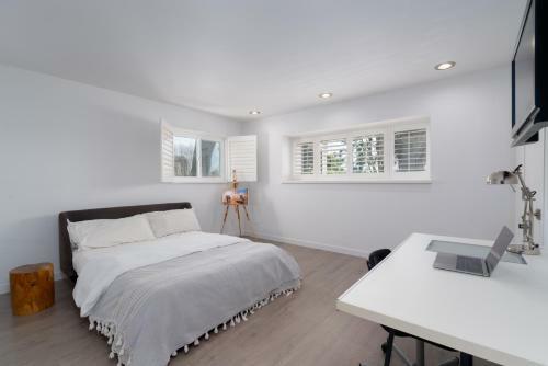 Impeccable Home Walking Distance To The Beach!