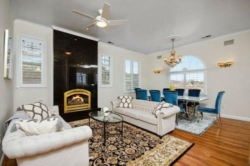 Villa Glamorous South San Francisco Home