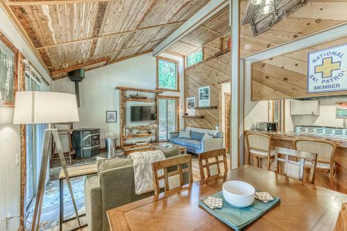 Little Ski Lodge