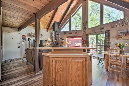 High Sierra Cabin With Grill, Serene Location!