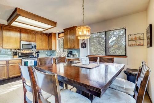 Lakeview Home In The Tahoe Keys
