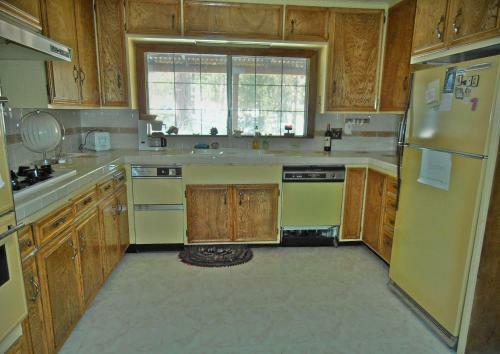 Find True Seclusion In Our Peaceful Chalet. 5 Acres, Trails, Trees & Spa