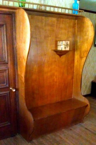 Find True Seclusion In Our Peaceful Chalet. 5 Acres, Trails, Trees & Spa