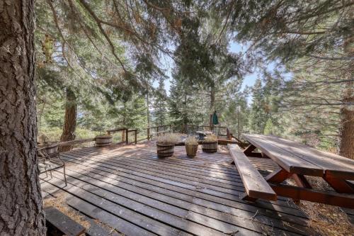 Muhlebach Mountain Hideaway