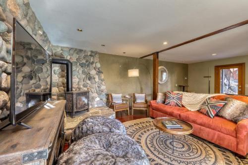 Muhlebach Mountain Hideaway
