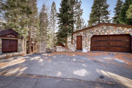 Muhlebach Mountain Hideaway
