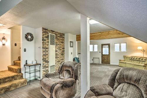 Spacious Buena Vista Haven On Golf Course!