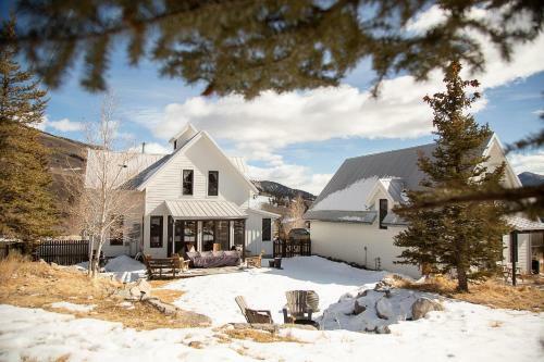 Creede America Victorian