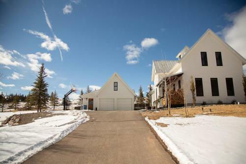 Creede America Victorian