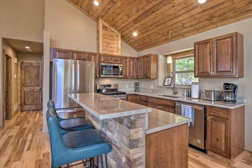 Tasteful Fairplay Getaway With Pikes Peak Views