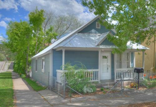 Downtown Cottage