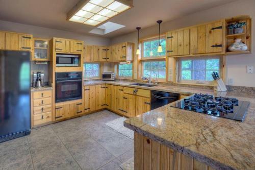 363 Whistling Horse Trail