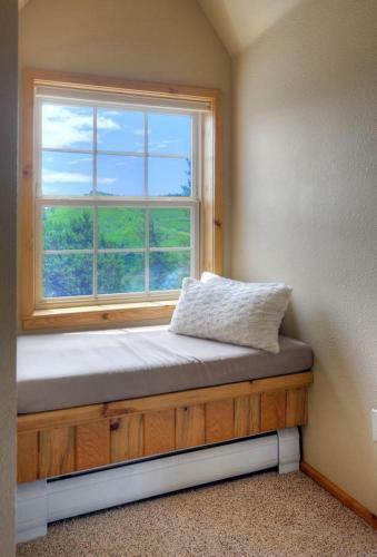 363 Whistling Horse Trail