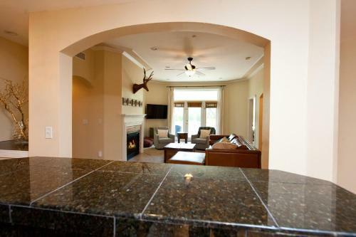 Mears House - Unit 2e