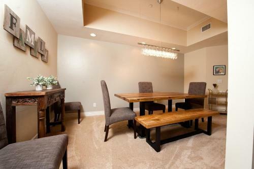 Mears House - Unit 2e
