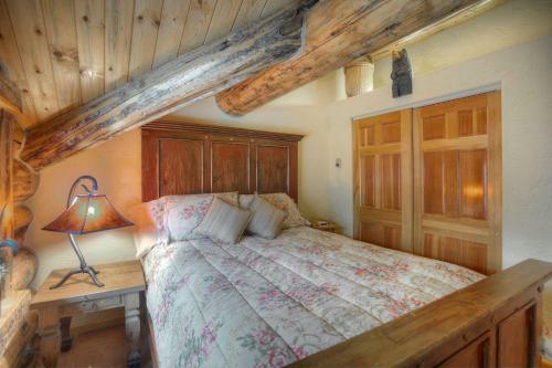 Elk Mountain Retreat