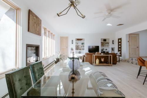 Resort-like Adobe At Colorado National Monument