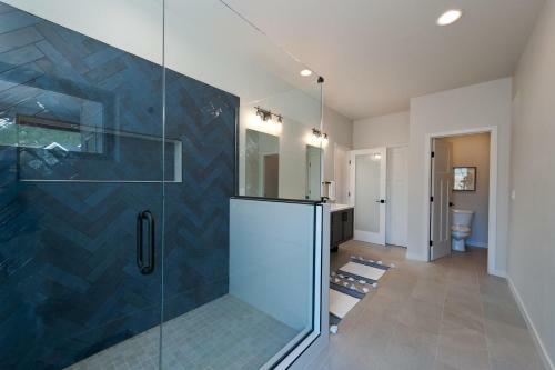 275 Estancia House