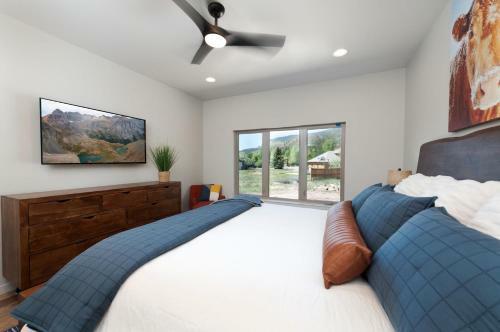 275 Estancia House