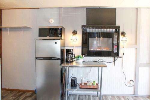 Black Bear Retreat Lodge 3