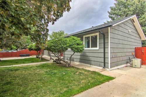 Pet-friendly Retreat With Patio And Fenced Yard!