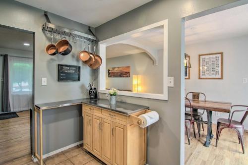 Pet-friendly Retreat With Patio And Fenced Yard!