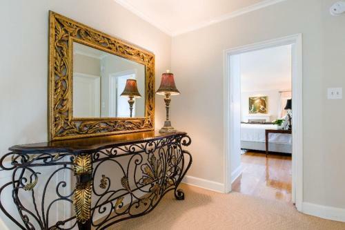 Hollywood Regency Luxury Boutique Home Denver Center