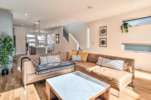 Modern Denver Home With Hot Tub, Walkable Area!