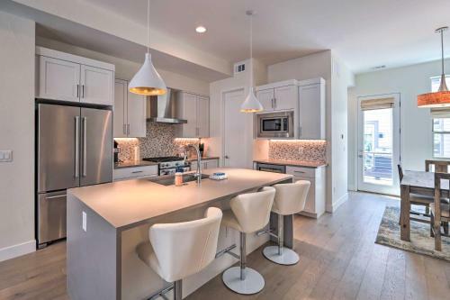 Denver Townhome With Rooftop Deck Walk To Lake