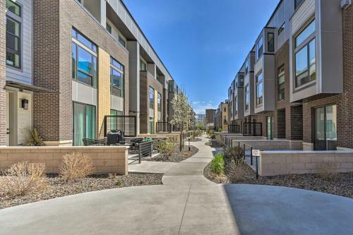Denver Townhome With Rooftop Deck Walk To Lake