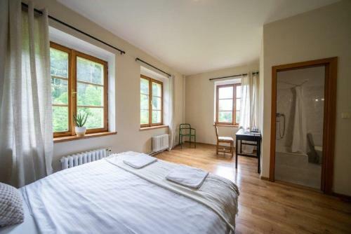 Hostal Penzion Myslivna Muka?ov