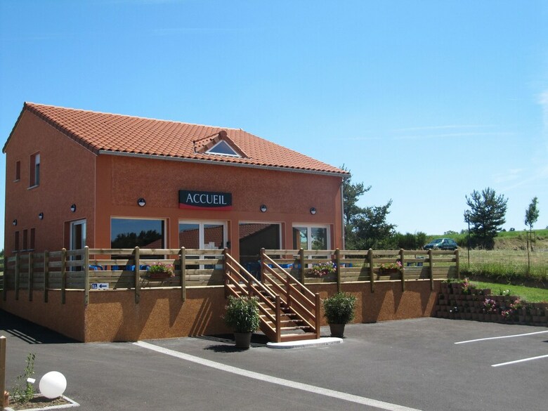 Hotel H�tel Cantal Cottages